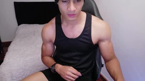 stylish man online show from June 2, 11:51 pm