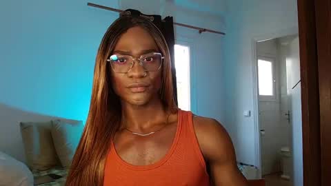 Suanny Klatten  It is my account independent  online show from February 11, 11:21 am