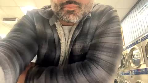 Snapshot of suavecito67 chatting on December 2, 3:34 am suavecito67 online show from December 2, 3:34 am