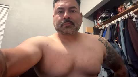 suavecito67 online show from March 25, 5:57 am