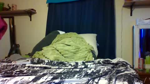 sub4you69brat online show from February 4, 9:10 pm