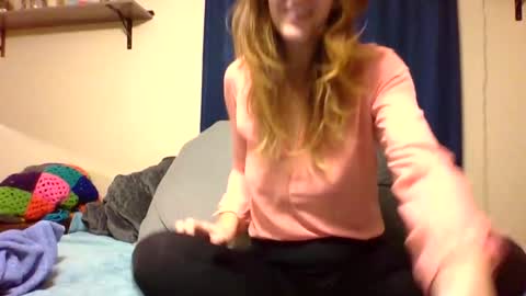 Snapshot of sub4you69brat chatting on November 6, 2:56 am sub4you69brat online show from November 6, 2:56 am