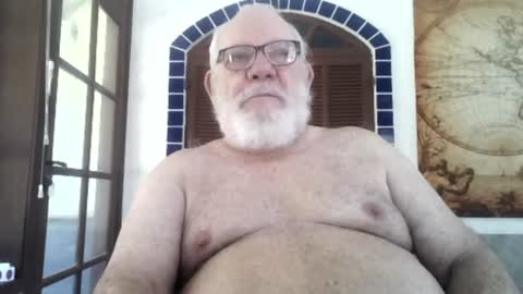 Snapshot of subbtmpig4u chatting on June 28, 2:23 pm SubBtmPig4U online show from June 28, 2:23 pm