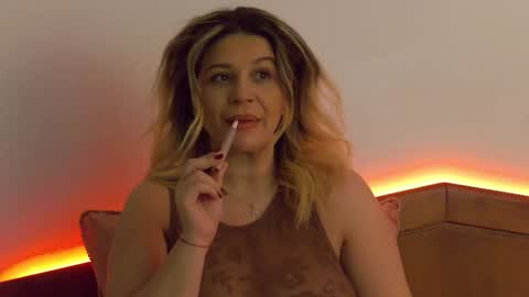 Snapshot of sublimecarla chatting on January 19, 9:24 am Carla online show from January 19, 9:24 am