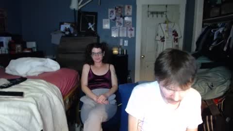 Snapshot of subliminal_fuck chatting on March 5, 7:38 am subliminal_fuck online show from March 5, 7:38 am