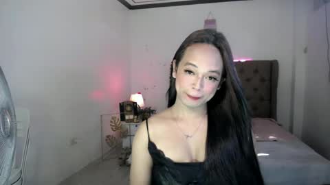 Snapshot of submissive_jane chatting on June 18, 7:19 am CALL ME JANE online show from June 18, 7:19 am