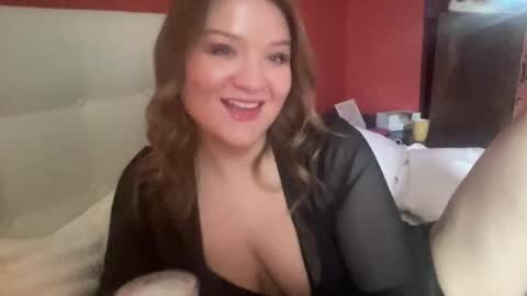 Scarlet online show from February 18, 4:03 pm