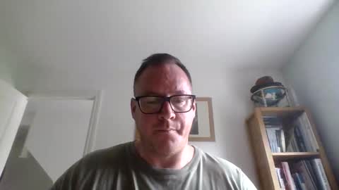 Snapshot of subpig84 chatting on June 6, 12:32 pm Sub Male online show from June 6, 12:32 pm