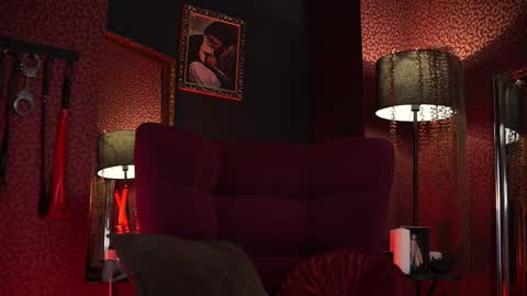 subtleart_ online show from April 4, 1:30 pm