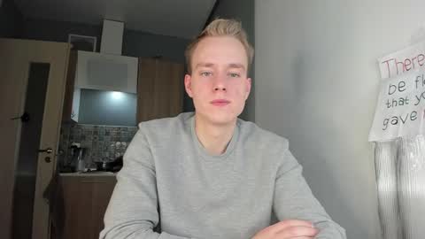 Snapshot of successful_kevin chatting on October 31, 5:36 pm Kevin online show from October 31, 5:36 pm