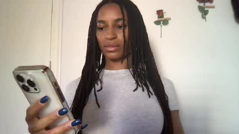 Snapshot of succubussirena chatting on June 4, 4:24 pm Succubus Sirena online show from June 4, 4:24 pm