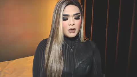 JADE ELYSE online show from December 8, 6:17 pm