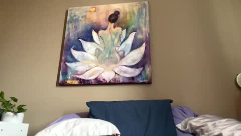 Snapshot of suckmythong410104 chatting on December 19, 8:23 pm SaraSabeen online show from December 19, 8:23 pm