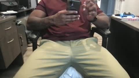 suckonthis318 online show from February 18, 6:59 pm