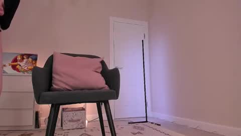 Snapshot of sugar_club chatting on March 5, 7:38 pm sugar_club online show from March 5, 7:38 pm