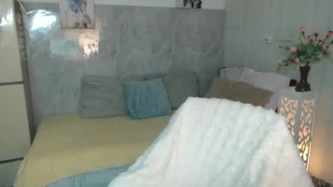 sugar_pinky online show from April 14, 2:56 pm