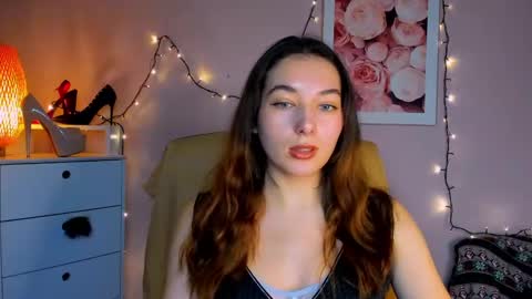 Megan online show from December 11, 2:33 pm