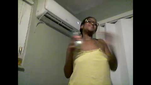 Snapshot of sugarbotty31 chatting on June 8, 9:42 am Sugarbotty31 online show from June 8, 9:42 am