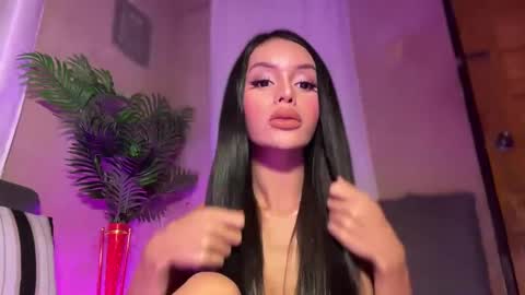 Snapshot of sugarhoneysw8 chatting on January 27, 8:07 pm Jess online show from January 27, 8:07 pm