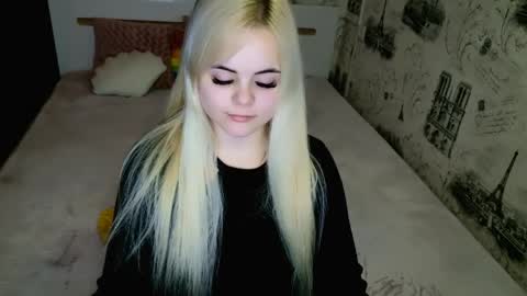 sugarkissx online show from April 3, 8:51 pm