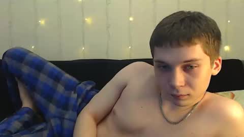 Snapshot of sugarrebit chatting on December 22, 11:00 am Sugarbutter  online show from December 22, 11:00 am