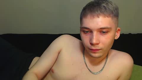 Snapshot of sugarrebit chatting on February 2, 8:41 pm Sugarbutter  online show from February 2, 8:41 pm