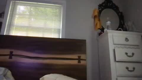 Snapshot of sugarwhite11 chatting on October 7, 4:26 pm sugarwhite11 online show from October 7, 4:26 pm