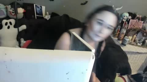 Sugary online show from November 17, 5:08 pm