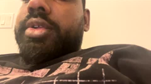 Let me be your knight that saves you online show from March 13, 12:17 am