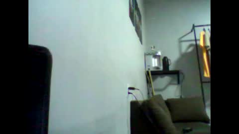 Snapshot of suhdeoz chatting on November 27, 9:39 pm suhdeoz online show from November 27, 9:39 pm