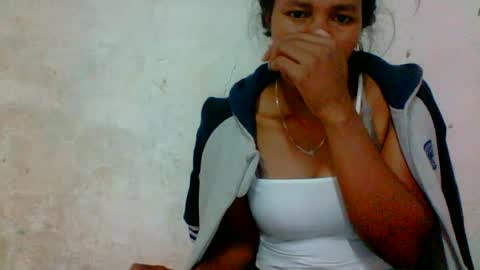 Snapshot of sukietalore chatting on August 4, 4:04 am SukieTalore online show from August 4, 4:04 am