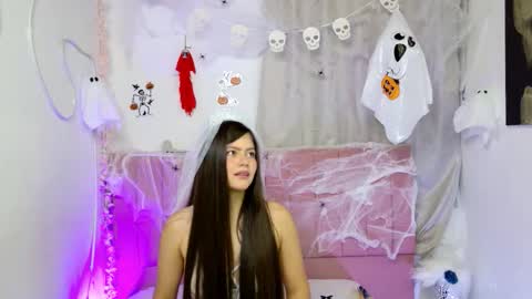 Snapshot of sukilove18 chatting on October 12, 11:15 pm sukilove18 online show from October 12, 11:15 pm