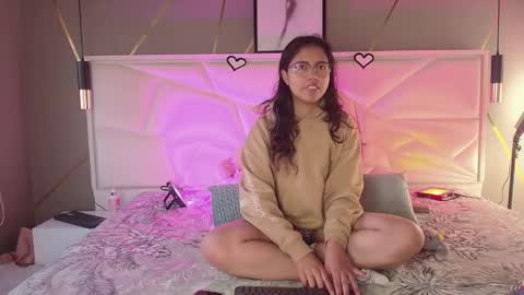 SUKI online show from November 12, 11:43 am