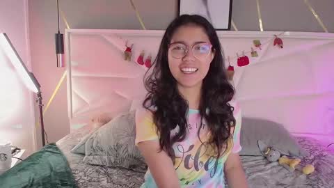 SUKI online show from December 14, 1:05 pm