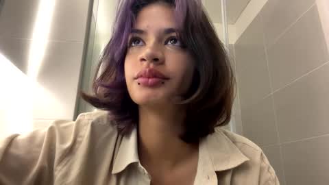 Suku Ren online show from October 2, 2:57 pm