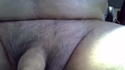 Snapshot of sull670775 chatting on May 8, 1:11 am sull670775 online show from May 8, 1:11 am