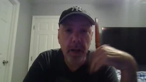 Snapshot of sullydog48 chatting on September 9, 12:37 pm Sully online show from September 9, 12:37 pm