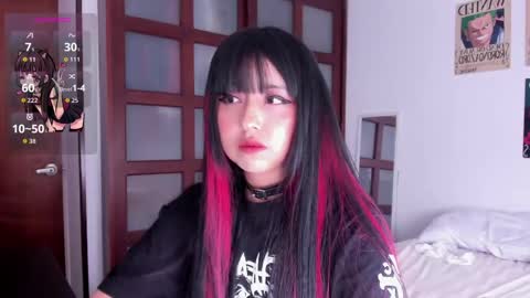 Snapshot of sumeragi_cat chatting on May 17, 5:09 pm Nicolle online show from May 17, 5:09 pm