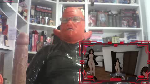 Snapshot of sumisolatex chatting on April 24, 12:07 pm Sumisolatex online show from April 24, 12:07 pm