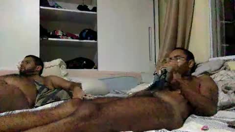 Snapshot of sumjang chatting on March 5, 2:14 am Sumjang and Luksmen online show from March 5, 2:14 am