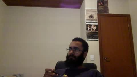 Snapshot of sumjang chatting on June 14, 1:47 am Sumjang and Luksmen online show from June 14, 1:47 am