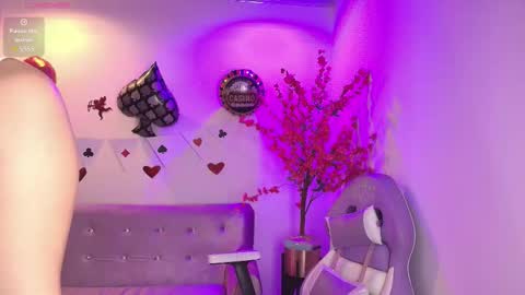 summer_miller online show from February 17, 11:29 am