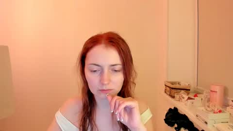 Summer Preston online show from December 15, 1:00 pm