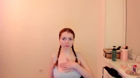 Snapshot of summer_preston chatting on January 13, 11:32 pm Summer Preston online show from January 13, 11:32 pm