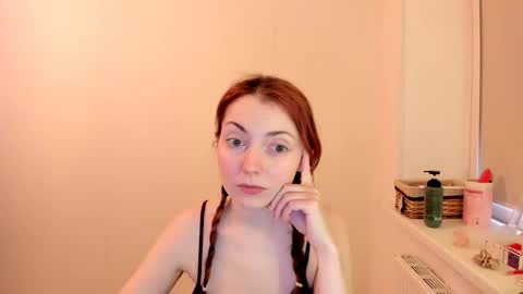 Snapshot of summer_preston chatting on February 7, 1:48 pm Summer Preston online show from February 7, 1:48 pm