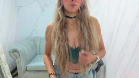 Summer online show from April 9, 2:11 pm