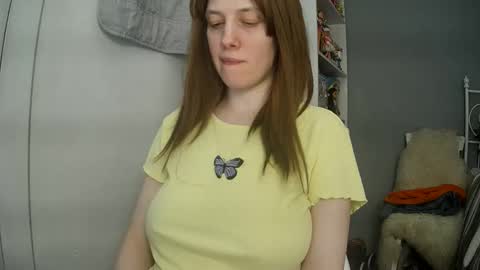 summerbluesky online show from April 12, 3:39 pm