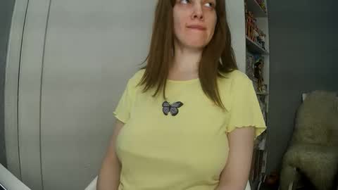 summerbluesky online show from April 14, 2:56 pm