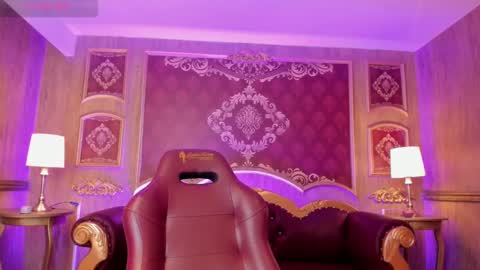 Snapshot of summerssangel chatting on February 11, 9:42 am - - online show from February 11, 9:42 am