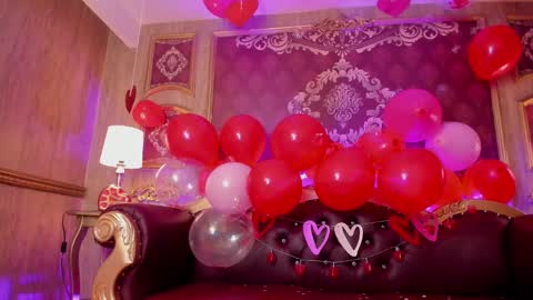 Snapshot of summerssangel chatting on February 15, 9:27 am - - online show from February 15, 9:27 am